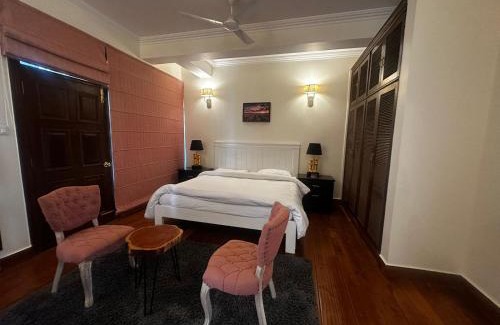 Shimla Hotel | The Manor Luxury Apartments, Shimla