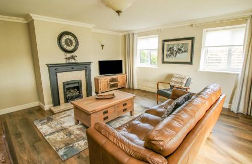 Welshpool House | The Marshes