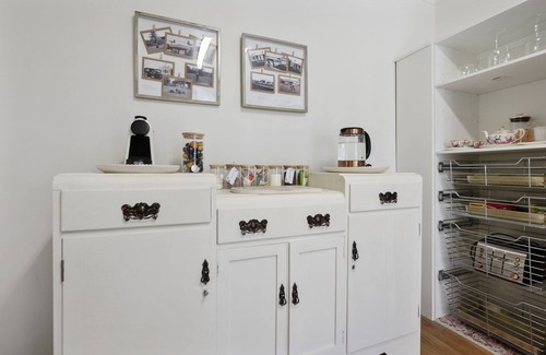 Sheffield Apartment | The Master Suite - Tanglewood House, Sheffield