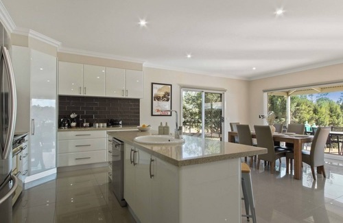 Metung House | The Metung Crest - Metung