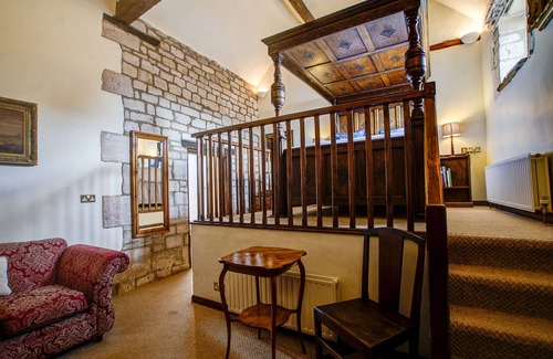 Trowle Common Hotel | The Moonraker Hotel