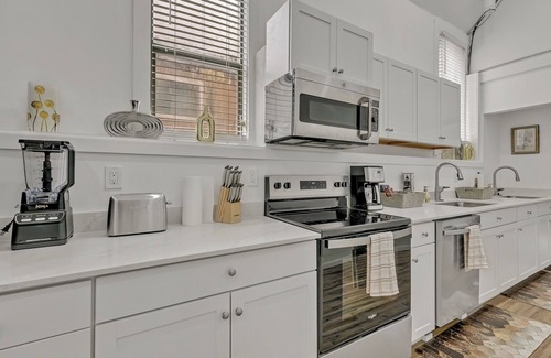 Seattle Metro Area Apartment | The Nest At Columbia City