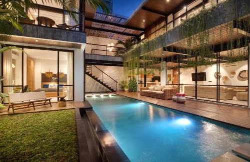 Berawa Villa | The NEW Canggu Life Style for Large Groups at Prime Location Fresh Posh LUXXE