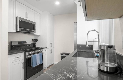 Burbank Apartment | The Niagara Haven Stayhouse