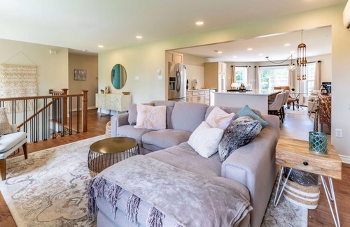 Porters Lake House | The Nordique Retreat