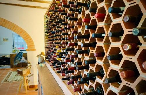 Avis House | The Oak Tree Farm - Open Layout Concept by Portus Alacer - Ideal for Families - Unplug, Unwind, and Reconnect with Nature