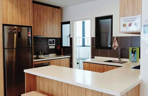 Kampung Bangkong Condo | The OakHome Lakecity @ KL Taman Wahyu 3-bedroom Poolview!