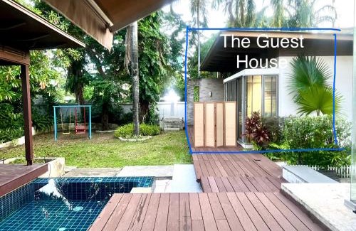 Phaya Thai Resort | The Oasis Ari