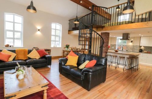 Shiptonthorpe House | The Old Church