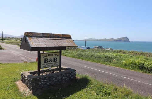 Glaise Bheag House | The Old Pier Guest Accommodation, bed only, no breakfast