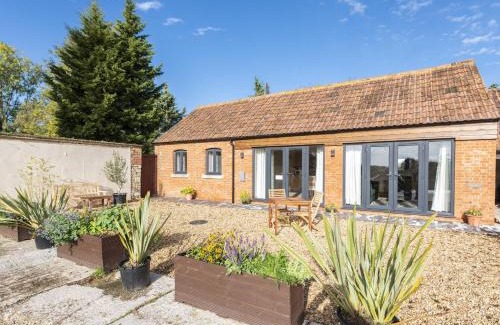 Whaddon House | The Old Stables at Bradley's Farm