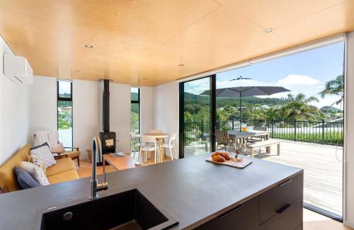 Onemana House | The Onemana Nook