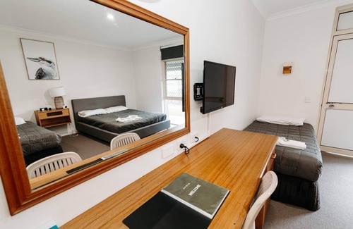 Orange East Hotel | The Ophir Hotel