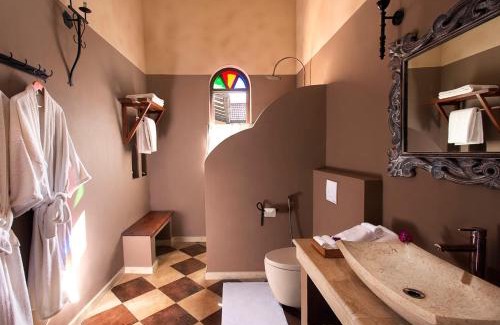 Kaul Hotel | The Orchard at Peora Estates