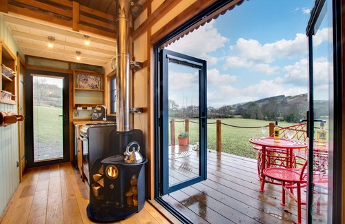 Trecastle House | The Orient Express - One Bedroom House, Sleeps 2
