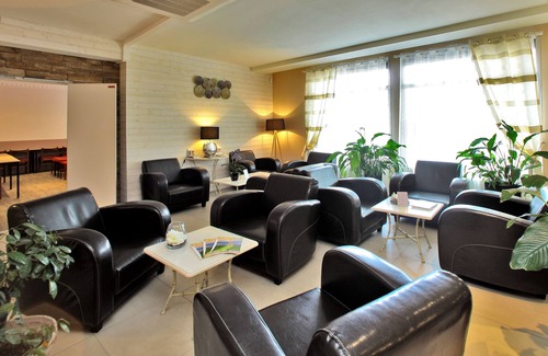 Bergerac Hotel | The Originals City, Hotel de Bordeaux, Bergerac center