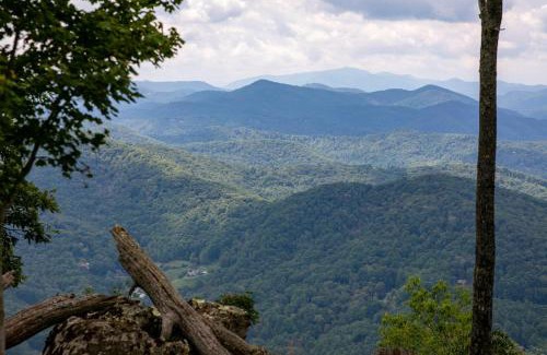 Banner Elk House | The Outside Inn at Eagles Nest