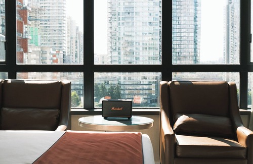 Downtown Vancouver Hotel | The Parker Hotel and Rooftop