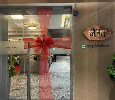 Nashik District Hotel | The Pavilion Park Resort