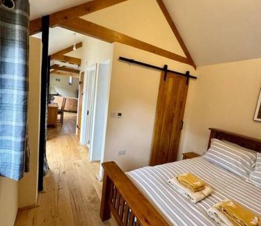 Penallt House | The Paws and Wander Hideaway