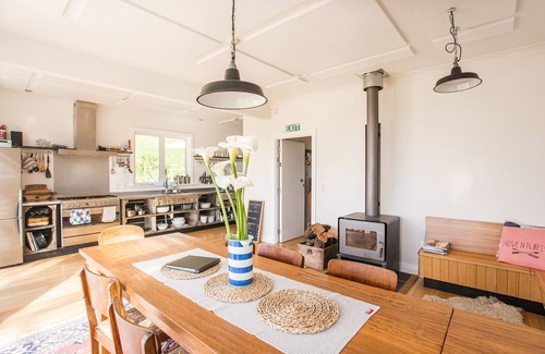 Hope Cabin | The Pear Orchard Lodge - enjoy the good life in the heart of the Nelson region!