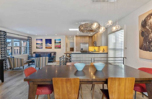 Telluride Condo | The perfect getaway with magnificant Box Canyon Views!