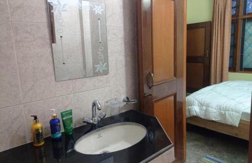 Almora House | The Pine View Home Stay