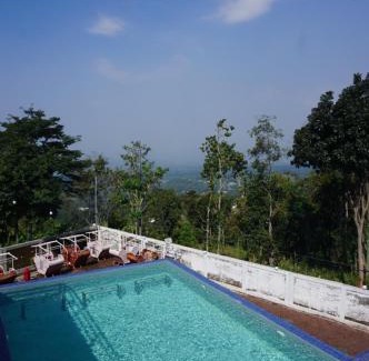 Prigen Apartment | The Pintu Langit Resort