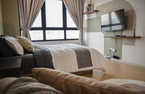 Kampung Puah Seberang Apartment | The Play Suite@Pano. MRT. Free Parking. Self C/In