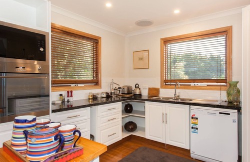 Langwarrin South Cottage | The Pool House@Kanturk Country Retreat
