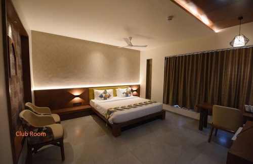 Sinor Hotel | The Pramukh Hotel