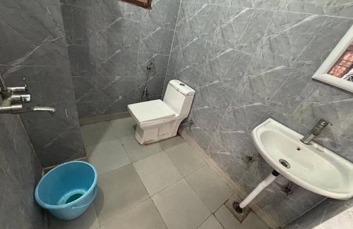 Hauz Khas Village House | The Prime Palace