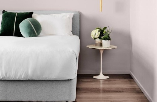 St Kilda Hotel | The Prince