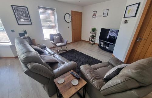 West Rainton Apartment | The Priory - 1 mile from Ramside Hall Hotel Spa and Golf & A1