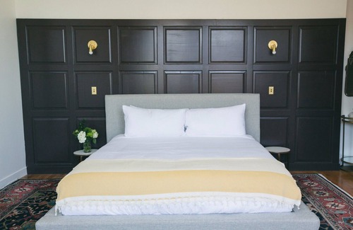 West Loop Bed & Breakfast | The Publishing House B&B