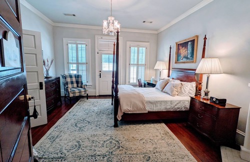 Buena Vista Hotel | The Putnam Room at The Town House Inn