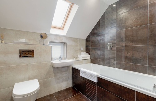 Linlithgow Bed & Breakfast | The Queens View Luxury B&B