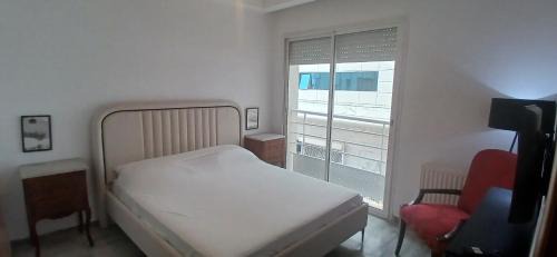Les Berges Du Lac II Apartment | The Quiet inn Lac 2 with 3 bedrooms
