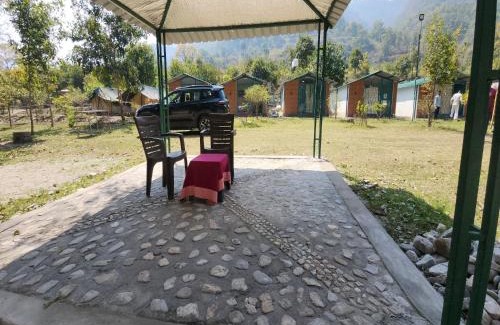 Sirala Ski Chalet | The Raajas - Camp & Resorts