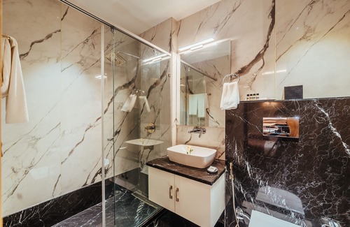 Faizabad Hotel | The Ramayana Hotel Ayodhya