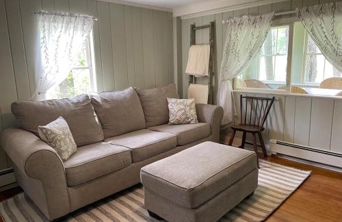 Amenia House | The Red Country Cottage