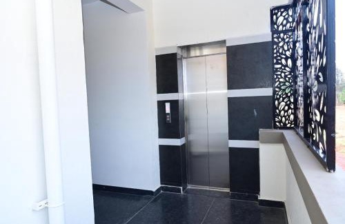 Shrirangapattana Hotel | The REEF LOUNGE