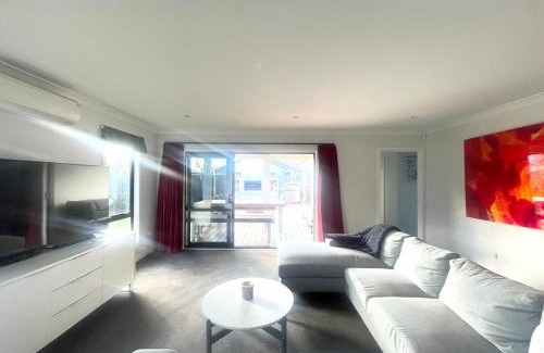 Napier House | The Relax Retreat