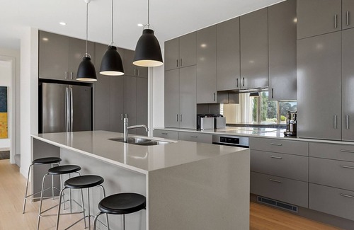 Flinders House | The Resort Flinders Paul Bangay masterpiece gardens