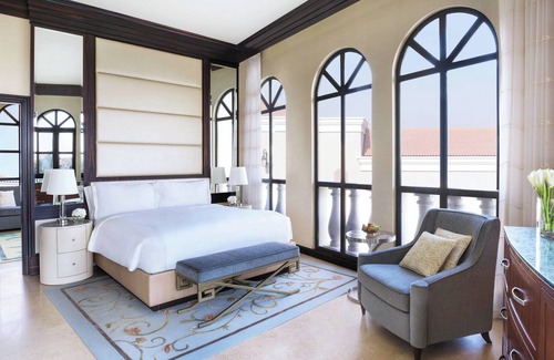 Abu Dhabi Hotel | The Ritz-Carlton Abu Dhabi, Grand Canal