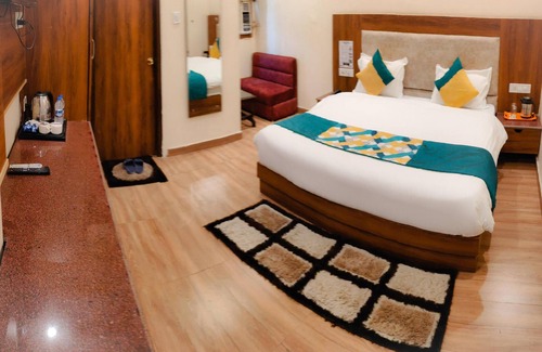 Katra Hotel | The Royal Bhumesh