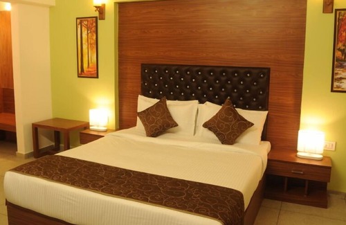 Padadhari Resort | The Royal Castle Resort & Convention Centre, Rajkot