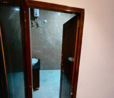 Bareilly Hotel | The royal hotel