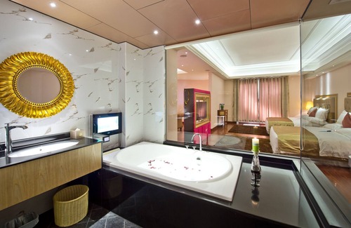 Zhuhai Hotel | The Royal Pinnacle Hotel