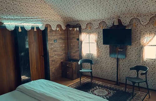 Pendra Road Resort | The Royal River Resort